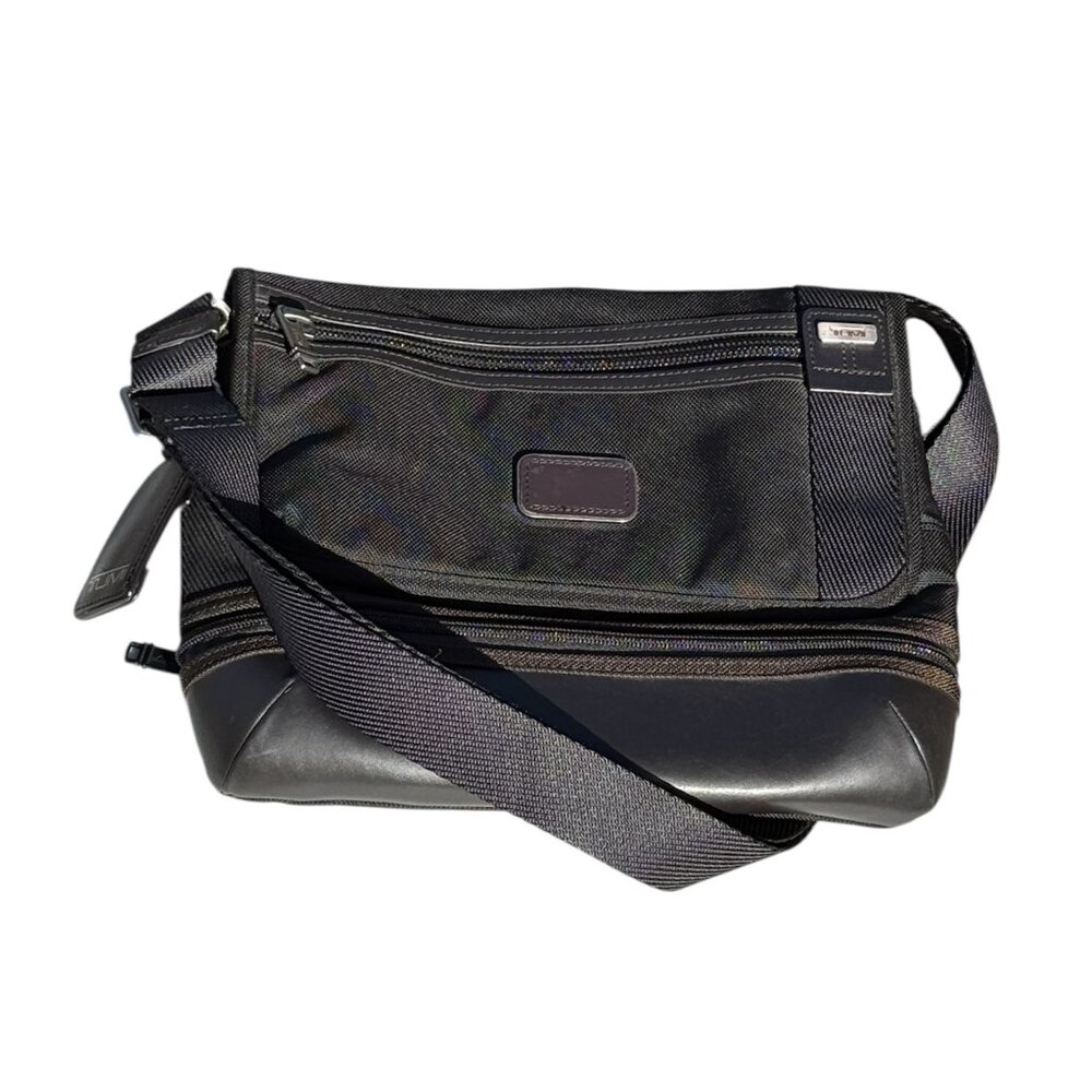 Tumi Alpha Bravo Beale Crossbody – Black/Brown